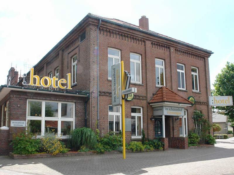 Hotel Im Schuetzenhof, イェファー エクステリア 写真